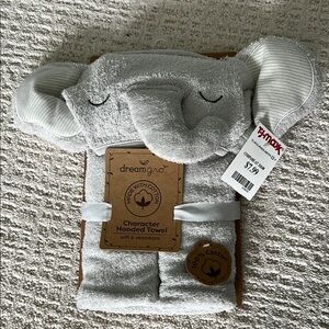 Dreamgirl Gray Elephant Hooded Towel